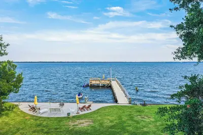 Image de 2br Lakefront Getaway w/ Dock & Boat Launch