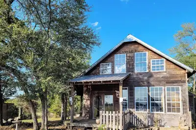 Image de 1br + Loft w/ Amazing Views & Private W & D