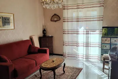 Image de Atlantis unique elegant marine-themed apartment within walking distance of downtown.