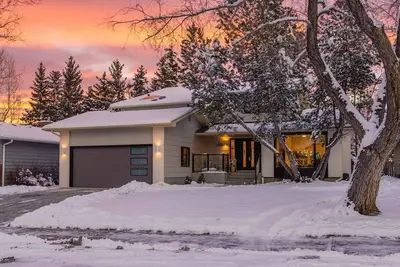 Image de Family Inspired, Wood Burning Fire, Board Games