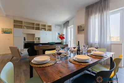 Image de Bari Fifth Light Flat By Apulia Accommodation