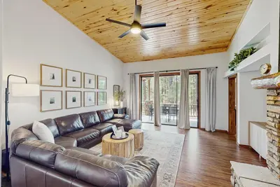 Image de Hot Tub, Deck & Grill! Mtn Retreat in Show Low