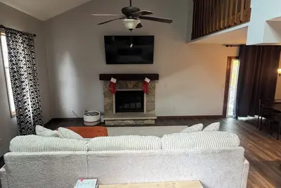 Image de Adorable 2-bedroom condo in pleasant Fort Wayne