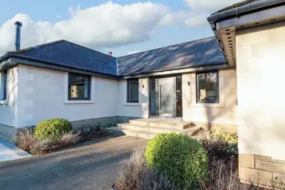 Image de Cramar Cottage, pet friendly, with hot tub in Milngavie