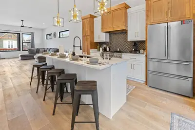Image de Renovated home minutes from downtown Indianapolis!