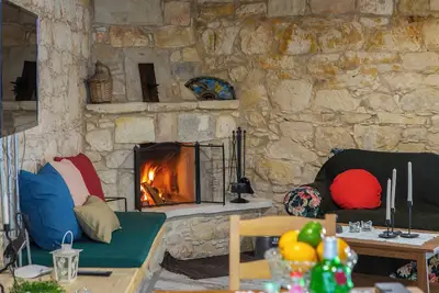 Image de Akamantida Platea 2. Country house of the 1900s. Restored to its authentic charm