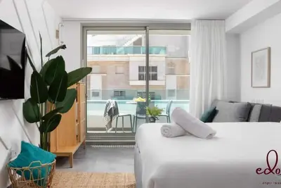 Image de סוויטה יוקרתית במתחם סי סייד על הים - By Edomlux