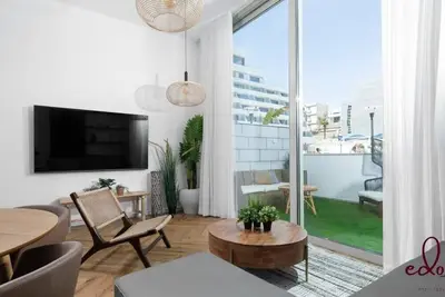 Image de דירת גן במתחם סי סייד 100 מטר מהים - By Edom