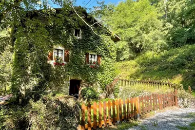 Image de Casa Rural Garata : Maison traditionnelle avec vue montagne, terrasse privée et Wi-Fi