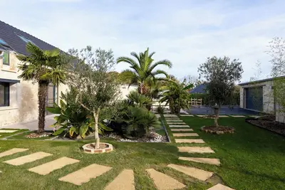 Image de Nouvelle Longère Haut de Gamme spacieuse 10 personnes. Billard/Ping pong