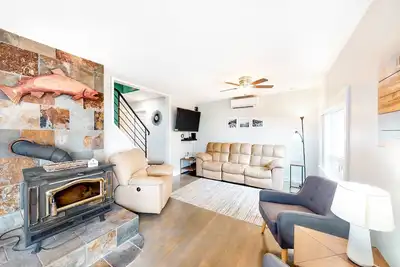 Image de Charming Ocean View Home with Free WiFi and Private Washer Dryer Dogs Welcome