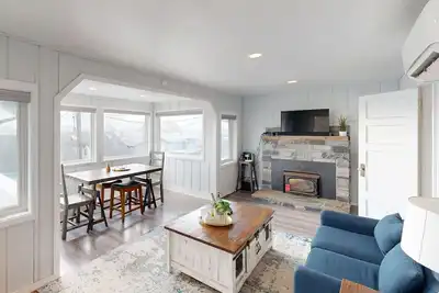 Image de Pleasant dog friendly house with panoramic views short walk to the beach