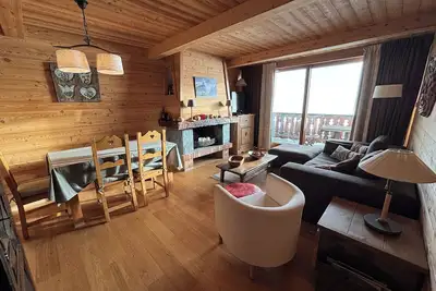 Image de Bel appartement style chalet 1 chambre proche remontées de ski et centre station