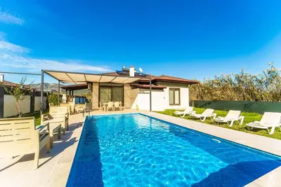 Image de Villa Zara - Trois Chambres Villa, Couchages 9