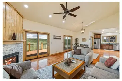 Image de Delightful 4-bedroom house in Hayden perfect for your getaway 5 min to airport