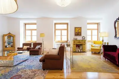 Image de Chiado luxury 4 beds flat! Parking! Great Wi-Fi!