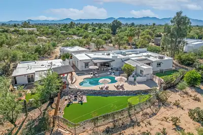 Image de Casas Adobes Dream Property! Amenities galore!