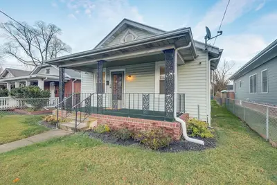 Image de Great for Long Stays! Rva Home w/ Yard Near Dtwn