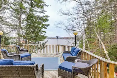 Lake Winnisquam Home: Fish, Hike & Explore!