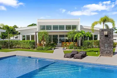 Image de 3-bedroom villa in tranquil Playa Avellanas with Ac, short walk to the beach