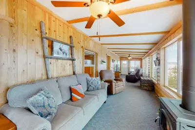 Image de Bright Polson Lake-View Home Near Golf & Downtown