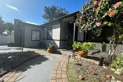 Image de Monterey Bay Cottage