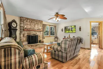 Image de Find Your Perfect Escape at Red Oak Cabin