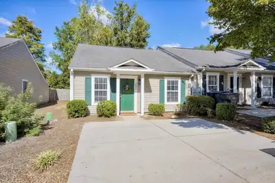 Image de Updated 2br Gem-1. 5 mi from the Augusta National!