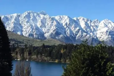 Image de Central Charm | 10 Min Walk to Cbd