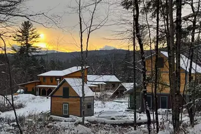 Image de New modern farm home in Mad River Ski Valley