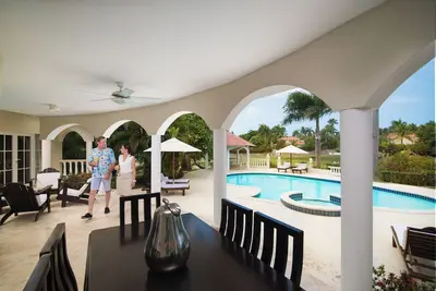 Image de Spacious Private 4-bedroom villa- Resort Access Vip Experience in Puerto Plata