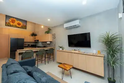 Image de Best of Both Worlds! Close to Santa Cruz but Quiet! !