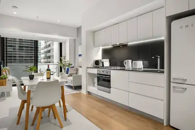 Image de Epic Cbd Apartment: Rooftop Pool Views + Gym!