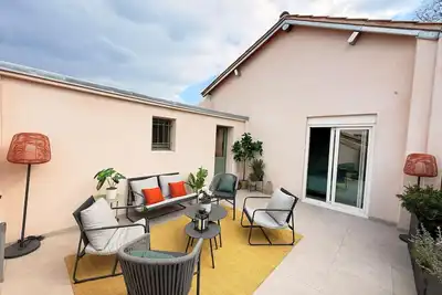 Image de Grande maison rénovée 4 chambres- Pernes-les-Fontaines proche Isle-sur-la-Sorgue