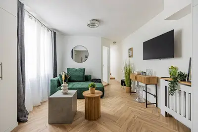 Image de Boulevard Saint Germain - Pont Neuf - Charming Parisian Apartment
