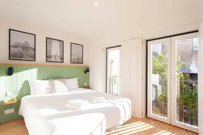 Image de Central, stylish and tranquil 1 bedroom (2d)