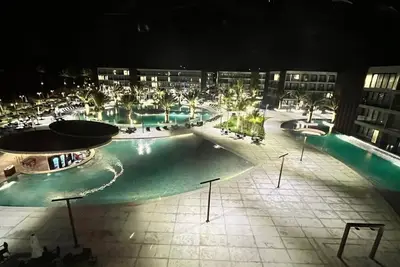 Image de Beachfront resort, the perfect place for your family!