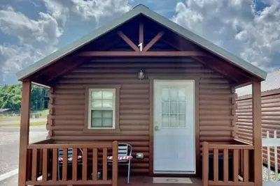 Image de Scenic Bear Cabin | Near Cherohala Skyway & Rivers