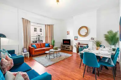 Image de Hove Above | By My Getaways