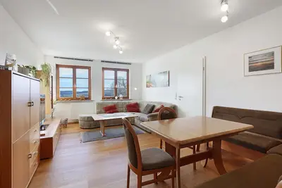 Image de Appartement \"Schellenberg\" avec vue sur la montagne, terrasse privée et Wi-Fi