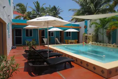 Image de Budget Living: Mexican Beach Town