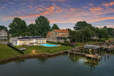 Image de Tilghman | Pool | Private Dock | Pet Friendly