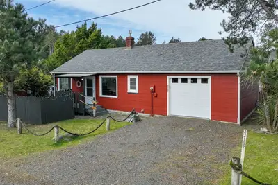 Image de Charming Beachouse Getaway on Historic Sunset Beach