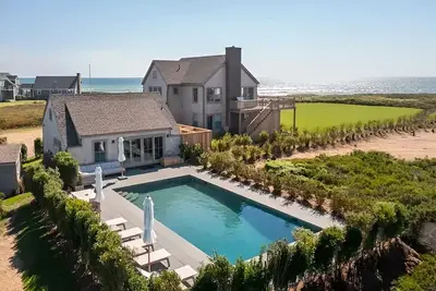 Image de Madaket Oceanfront Gem with Stunning Views