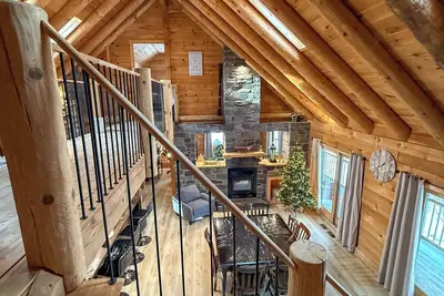 Image de Chalet La Source Rouge -Spa/Luxe/Nature près de Québec