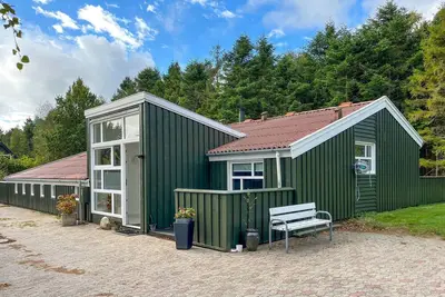 Image de Belle maison à Hals avec sauna