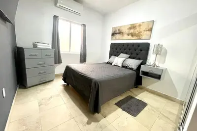 Image de 2 Bedroom Apartment Close to Ocean