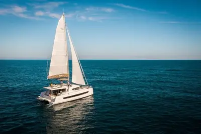 Image de Belize All Inclusive Luxury Sailing Vacation on “First Tracks”