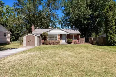 Image de Cute Humble Adobe in Kennewick