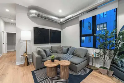 Image de Modern Edgewater Apartment: 2bd 2ba with Parking!